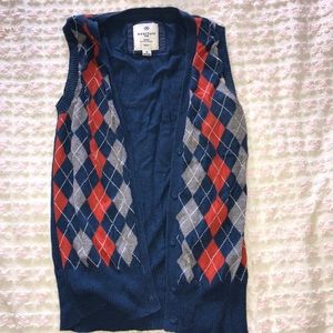 Sweater vest
